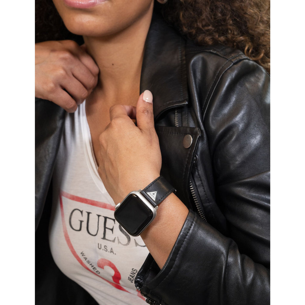 GUESS STRAP WITH SILVER TRIANGLE PLAQUE & BLACK LEATHER STRAP