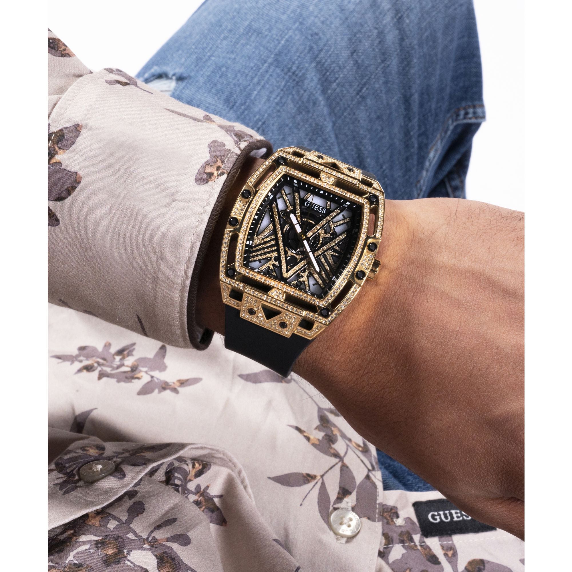GUESS LEGEND GOLD WATCH WITH BLACK SILICONE STRAP