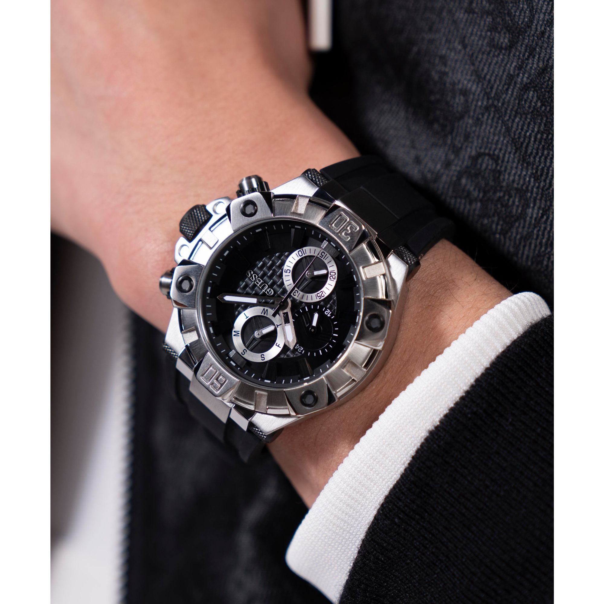 GUESS IGNITE SILVER CASE & BLACK SILICONE STRAP WATCH