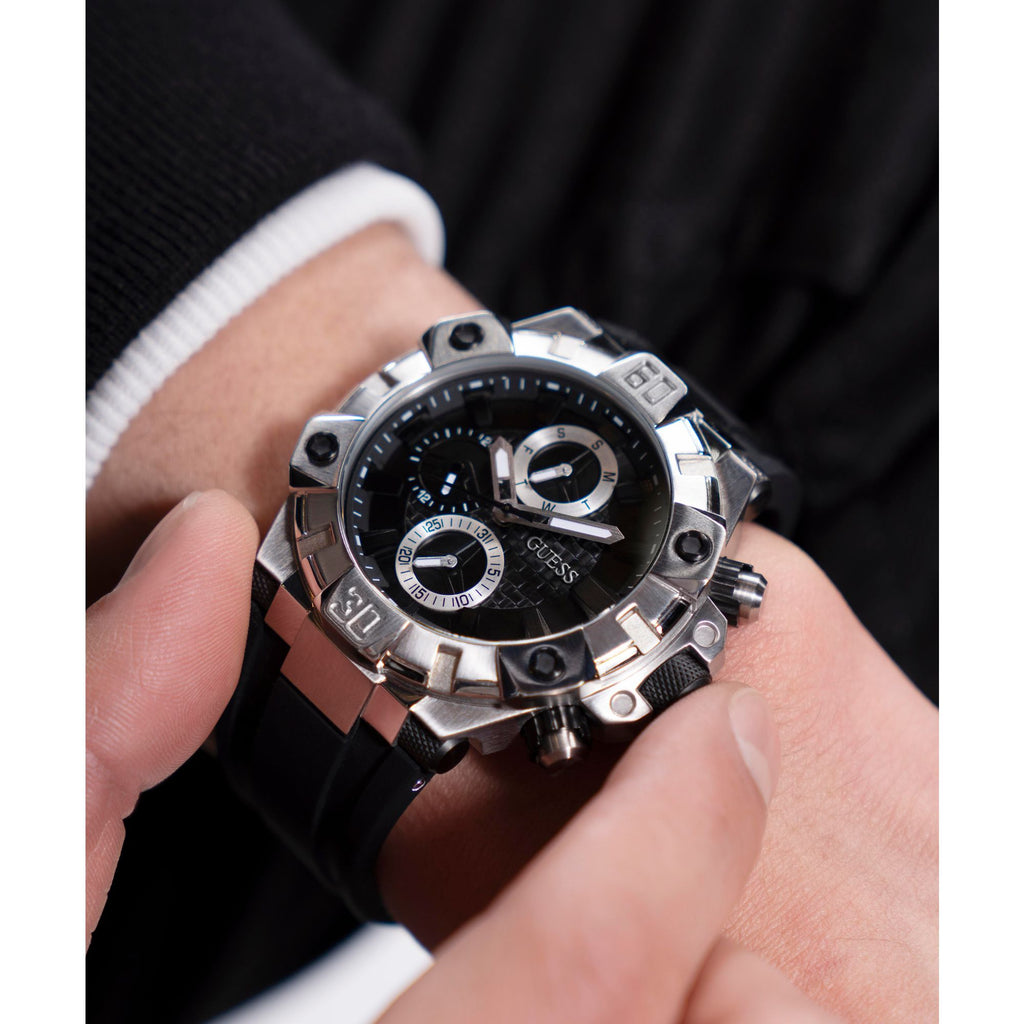 GUESS IGNITE SILVER CASE & BLACK SILICONE STRAP WATCH