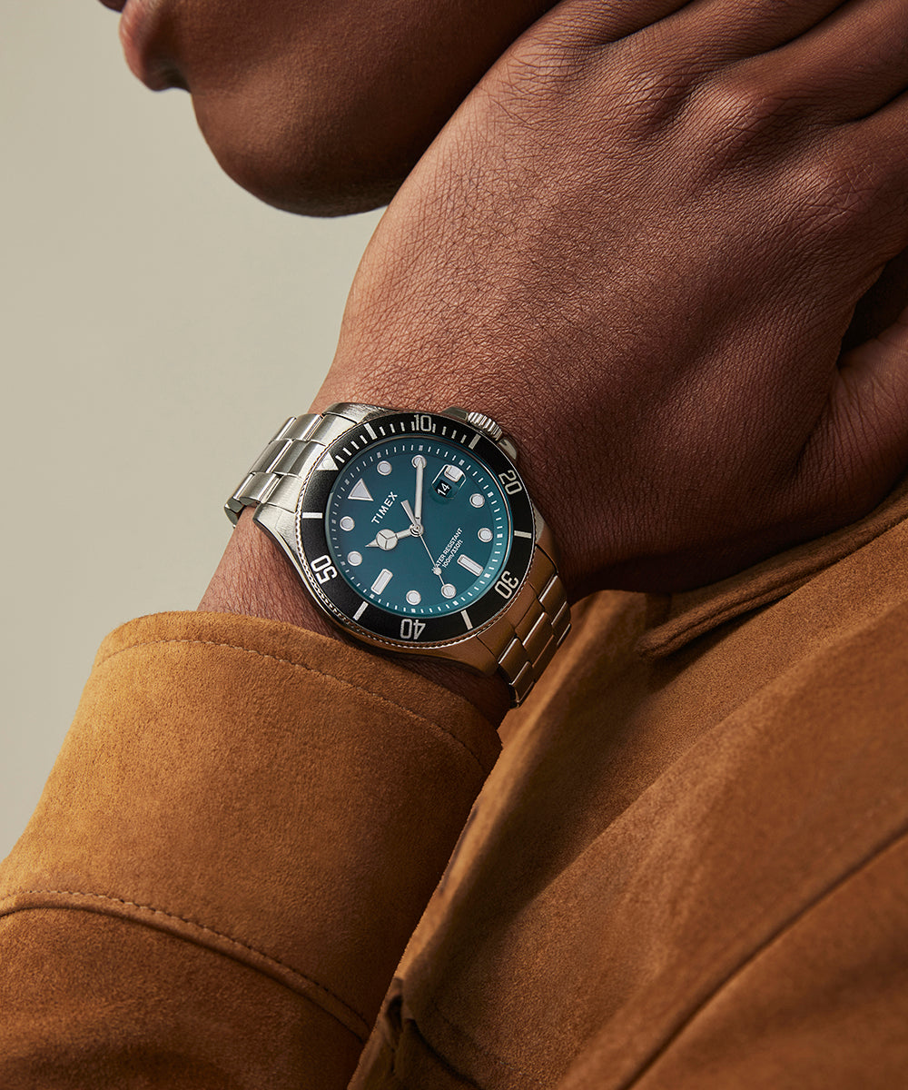 TIMEX HARBORSIDE GREEN & BLACK DIAL SILVER WATCH